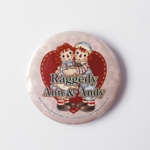Raggedy Ann&Andy(ラガディ・アン＆アンディ) 缶バッジ(Heart) メール便対応可