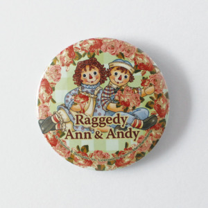 Raggedy Ann&Andy(ラガディ・アン＆アンディ) 缶バッジ(Rose) メール便対応可