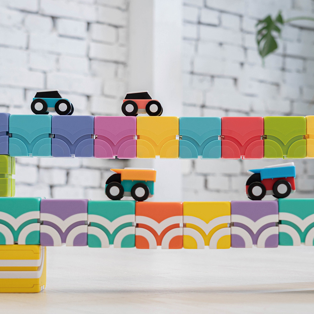 QbiQbi toy Explorer Kids子どもセット PLUS ブロック個 車2台 5